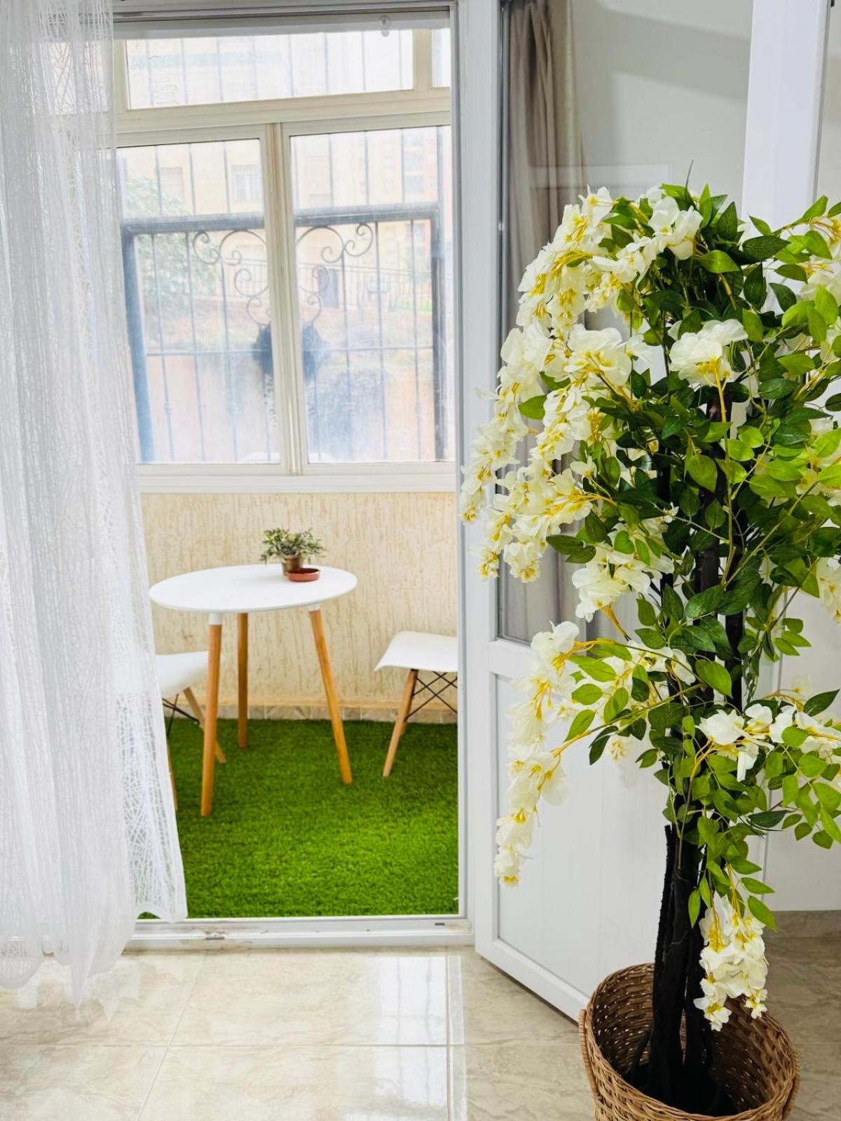 Appartement F5 Spacieux Equipe Haut Standing Mahelma Alger Eksteriør billede