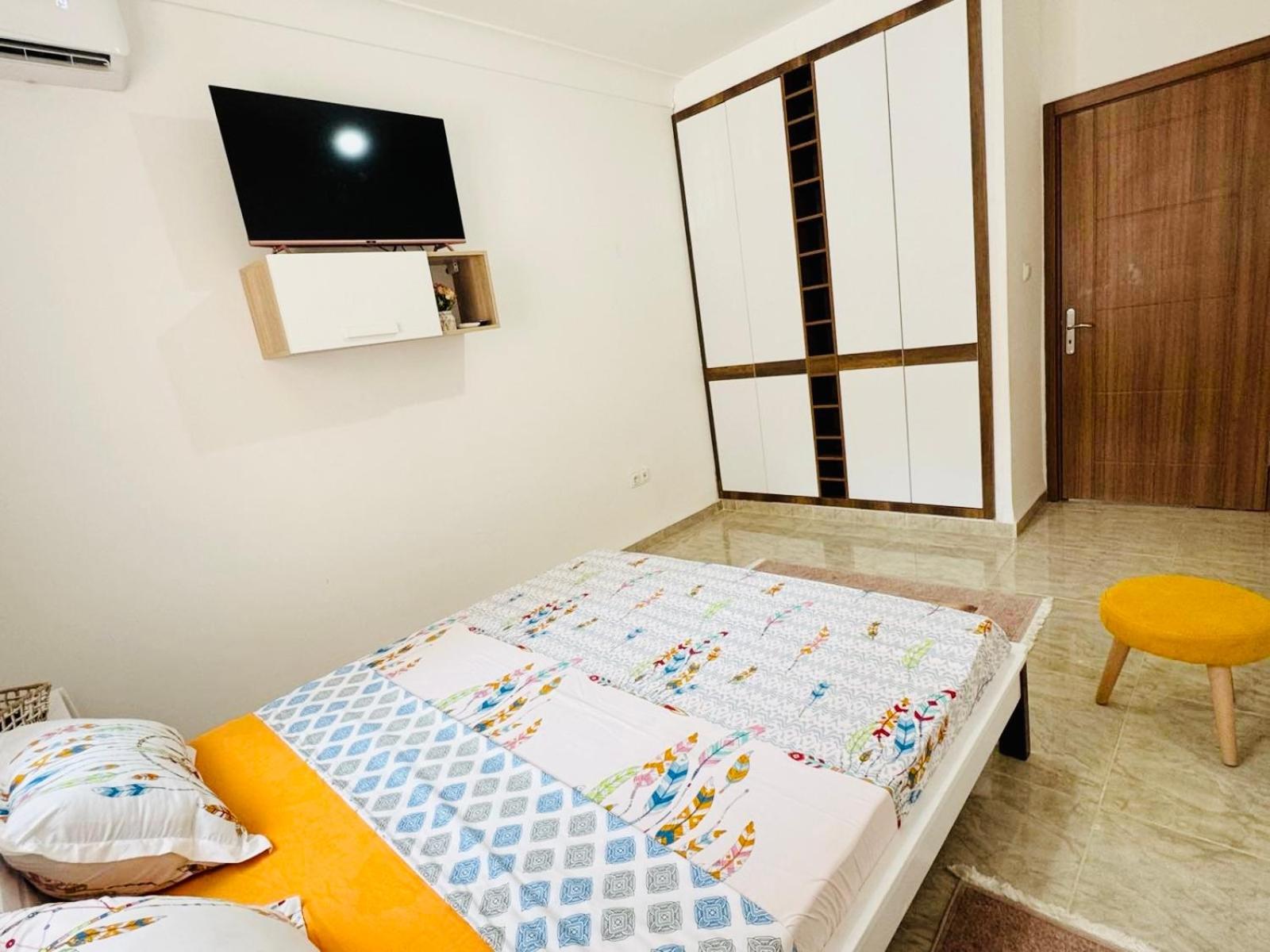Appartement F5 Spacieux Equipe Haut Standing Mahelma Alger Eksteriør billede